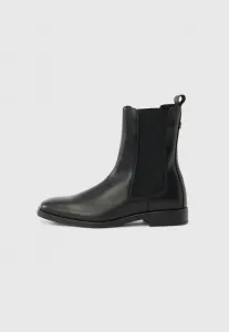 Классические ботильоны nella Steve Madden, Black