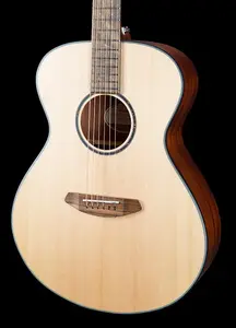 Breedlove Discovery S Concert Ситка/Африканский Махагон
