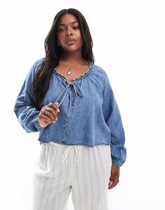 Блузка из денима ASOS DESIGN Curve с рукавами-фонариками и льном в цвете полувыбеленный синий ASOS Curve