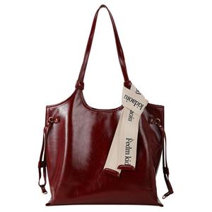 PAYOT Синтетическая кожаная сумка через плечо regular women's burgundy