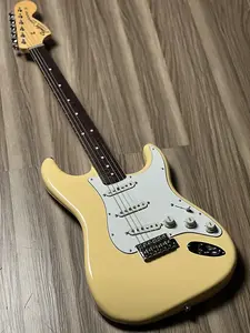 Fender MIJ FSR Collection Traditional Late 60s Stratocaster с накладкой из палисандрового дерева в винтажном белом цвете