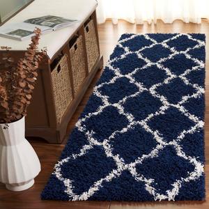 Ковер-дорожка SAFAVIEH, 69 x 427 см, Dallas Shag Collection - Navy & Ivory, узор Trellis, без линьки и простой в уходе, идеально для помещений с высокой проходимостью в гостиной, спальне (SGDS257N)