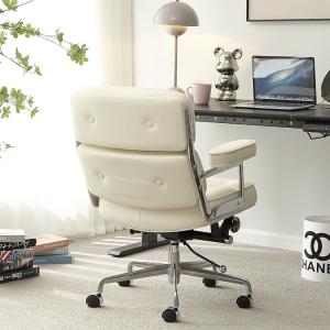 Кресло SIHOO Robin, альтернатива Alifye, для дома и офиса, дизайнерское поворотное, натуральная кожа, цвет off-white, с серебристой подставкой для ног