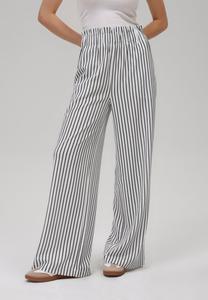 Брюки Even&Odd by Zalando, белый