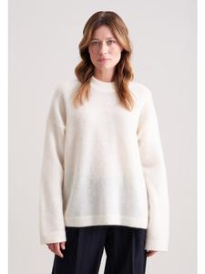 Большой свитер цвета экрю Seidensticker