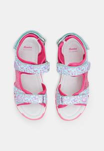 Трекинговые сандалии Bata, зеленые