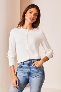 Кардиган на пуговицах с круглым вырезом и отделкой ракушками Lipsy, белый