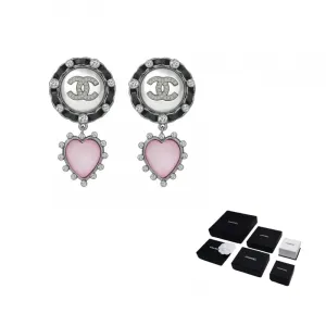 Серьги-гвоздики женские CHANEL