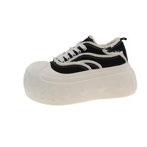 TAFN Низкие женские кроссовки черного цвета