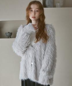 Двусторонняя вязка на пуговицах в форме сердца (спереди и сзади)