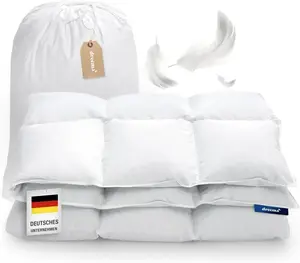 Одеяло Duvet 155x220 см, пуховое, на все времена года | Очень мягкий пуховый наполнитель | Сделано в Германии | 100% экологично с Nomite | Подходит для аллергиков | Мягкий на ощупь хлопковый чехол DREEMA