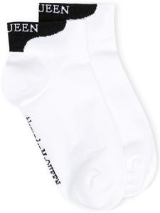 Alexander McQueen носки с вышитым логотипом, белый