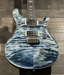 PRS Custom 24 в цвете Faded Whale Blue