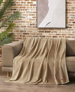 Мягкий плед из плотной плюшевой ткани, 50 x 70 дюймов Lucky Brand, цвет tan