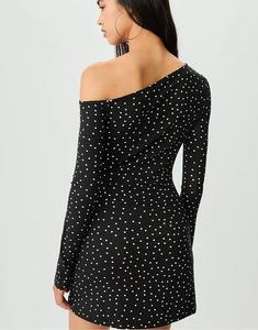 Короткое платье Stradivarius в горошек из серого денима