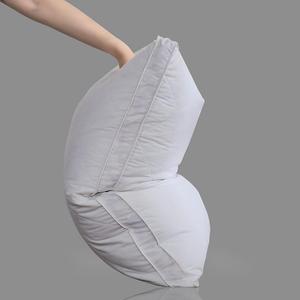 Three Geese Подушка Three Geese из гусиного пера и полиэстера, мягкая, 600 нитей, хлопок, средняя жесткость Gussted White