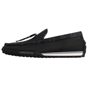 LOUIS VUITTON Мужские лоферы Racer Gommino черные