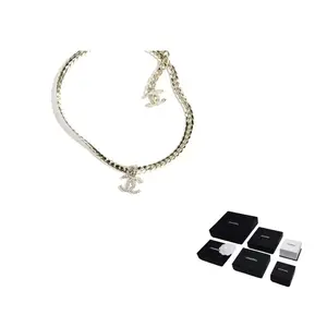 CHANEL 24P металлическое, с кристаллами ожерелье Women's Gold