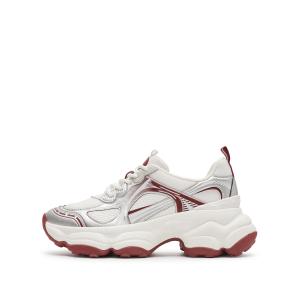 Износостойкие и легкие повседневные низкие кроссовки Good Things Happen на массивной подошве для женщин Staccato, Silver Red