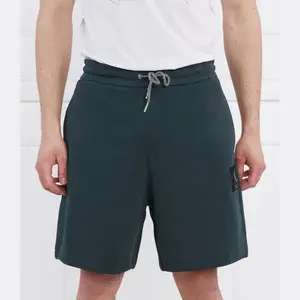 Шорты индивидуального кроя Armani Exchange, зеленый
