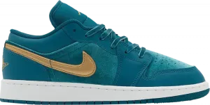Кроссовки Air Jordan 1 Low SE Velvet GS 'Geode Teal Velvet', бирюзовый
