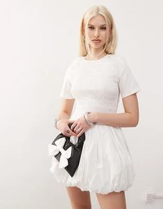 Мини-платье Amy Lynn Eleanor с пышной юбкой белого цвета