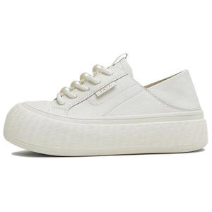 Низкие женские кроссовки TATA, White