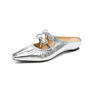 FMM Женские антибактериальные тапочки с закрытым носком серебристые, цвет Silver