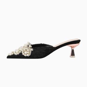 TATAYA Женские тапочки с закрытым носком на резиновой подошве, устойчивые к истиранию, черные, цвет Black