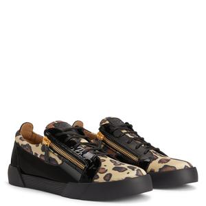 Джузеппе Занотти The Shark 5.0 Low Giuseppe Zanotti, черный