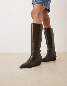 Гламурные сапоги в стиле вестерн цвета хаки