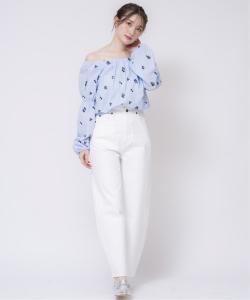 Джинсовые брюки изогнутого силуэта Noela, цвет Off White