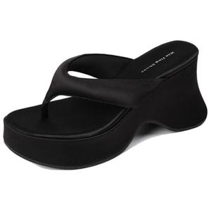 TATAYA Женские устойчивые к истиранию шлепанцы Black, цвет Black