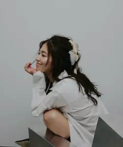 Заколка для волос в форме сердца, двухцветная, с подвеской Nothing And Others, цвет Beige-A