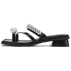 Шлепанцы женские Daphne, белый