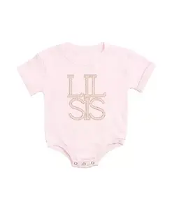 Детский комбинезончик для девочек с короткими рукавами и нашивкой из искусственного жемчуга. Sweet Wink, розовый