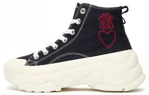 Туфли на толстой подошве унисекс с высоким берцем черного/белого цвета Mlb