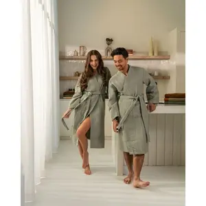 Халат Гейша из высококачественного вафельного пикé Kayori, темно-зеленый