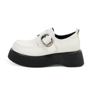 Earl Cat Лоферы женские черные/экрю, цвет Ecru