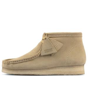 Кроссовки wallabee boots 'beige suede' Clarks, бежевый