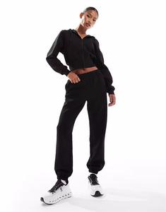 Спортивные кроссовки Performance черного цвета 4505