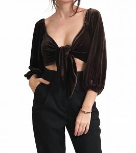 Хадсон топ с V-образным вырезом и рукавом три четверти в оливковом цвете OLIVACEOUS