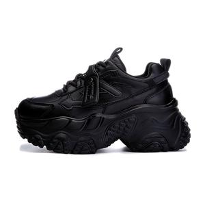 Износостойкие низкие кроссовки на массивной подошве для женщин POOQ, Black