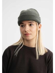 Короткая вязаная шапка LESH MELA