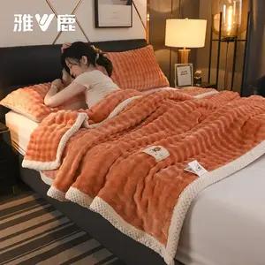 Yalu Плед из искусственного меха 150х200 см, 3 предмета (плед и 2 наволочки), цвет Jianmeng-Chi Orange