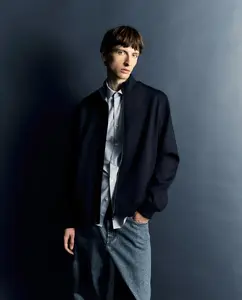 Эластичная кожаная куртка-бомбер Sfera, темно-синий