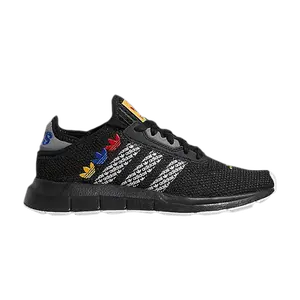 Кроссовки adidas Swift Run X J 'Logo Print - Black', черный