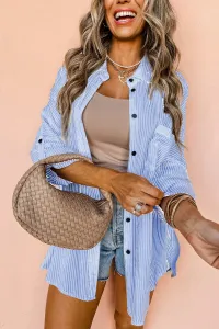 Длинная рубашка в небесно-голубую полоску с отворотами на рукавах и карманами Truedames