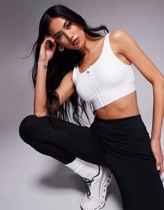 4505 Icon active спортивный бюстгальтер с высокой поддержкой, съемными подушечками и регулируемыми бретелями белого цвета