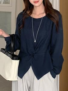 Блузка с закрученным спереди дизайном, женская блузка Doux Belle, цвет Navy
